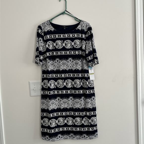 R&K Originals Dresses & Skirts - R&K Navy Blue & White Paisley Lace Print Dress Women’s Size 14 Short Sleeve NWT
